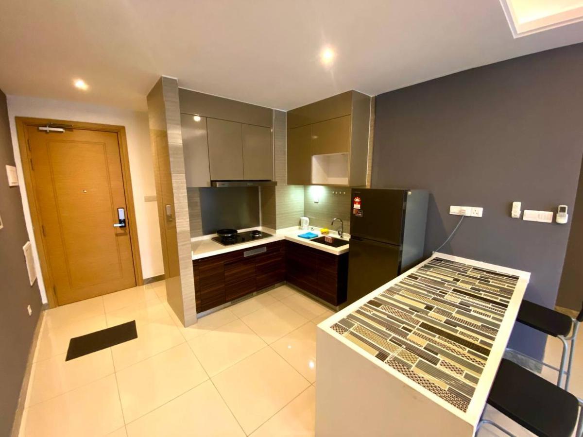 Luxury Homestay R&F Princess Cove Джохор-Бару Экстерьер фото